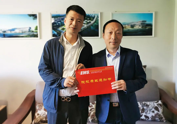 喜報：阜康醫(yī)院70后員工考上西藏大學(xué)研究生