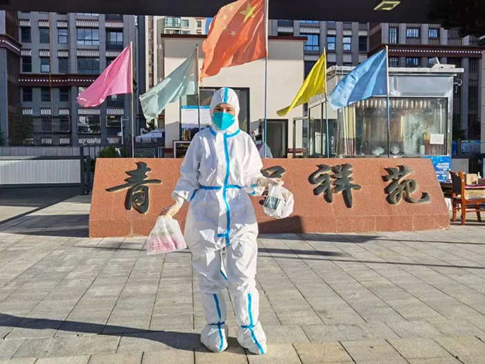 “疫”路天使　最美阜康人——“孤勇者”奔波拉薩街頭送藥，以另一種方式抗疫