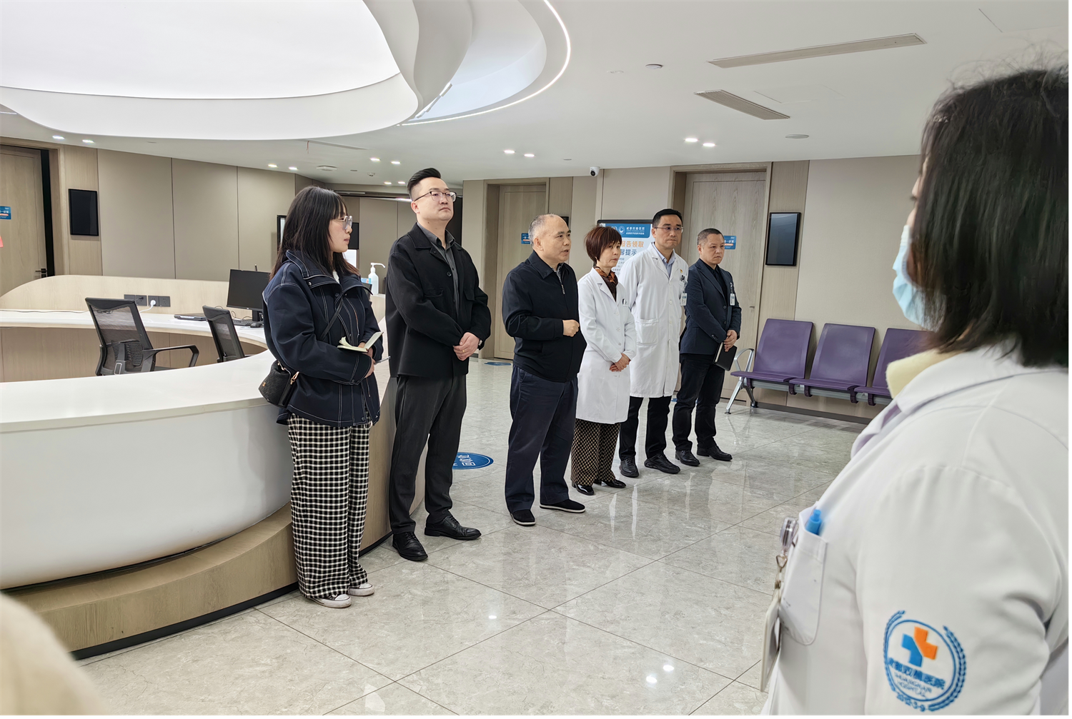 藏蓉共筑健康服務(wù)新標(biāo)桿——阜康醫(yī)院與雙楠醫(yī)院開展體檢專項(xiàng)交流