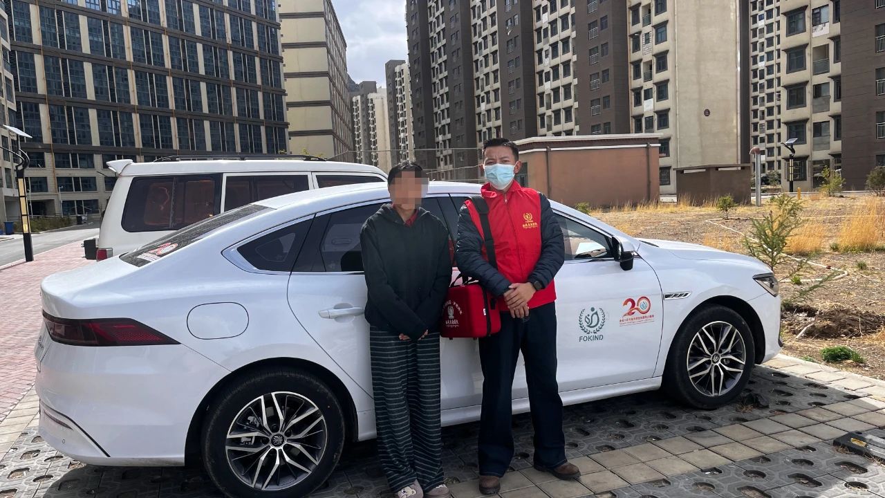 "互聯(lián)網(wǎng)+護理服務"的暖心續(xù)單——男護士專業(yè)服務贏得患者"點名續(xù)約"