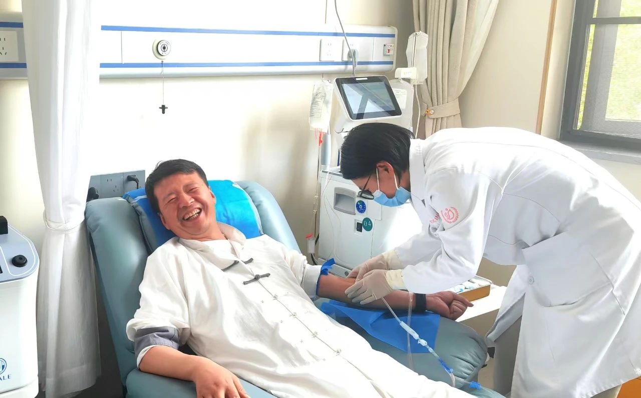 “用自己的血治自己的病”——我院PRP技術(shù)見證高原再生醫(yī)學(xué)