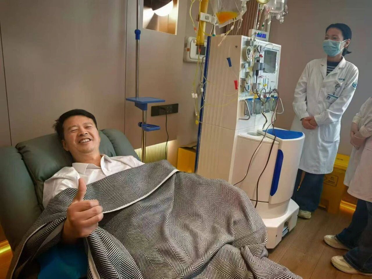 西藏阜康醫(yī)院血液凈化技術(shù)投入使用！