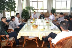 歡慶“八一”  阜康黨支部召開(kāi)“老兵之家”座談會(huì)