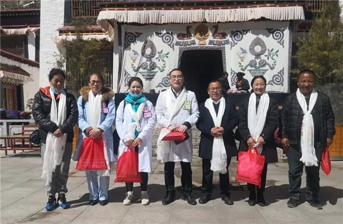 “巾幗關(guān)愛”，阜康在行動！