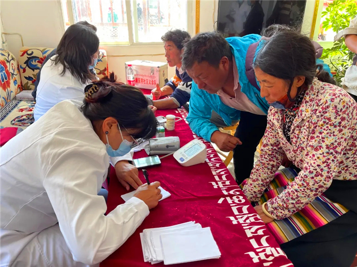 “怒江72拐”算啥？阜康醫(yī)院義診組在昌都“送健康”，拐了無數(shù)個(gè)“拐”——2021阜康義診日志?